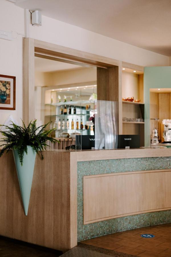 Hotel Edward Bellaria-Igea Marina