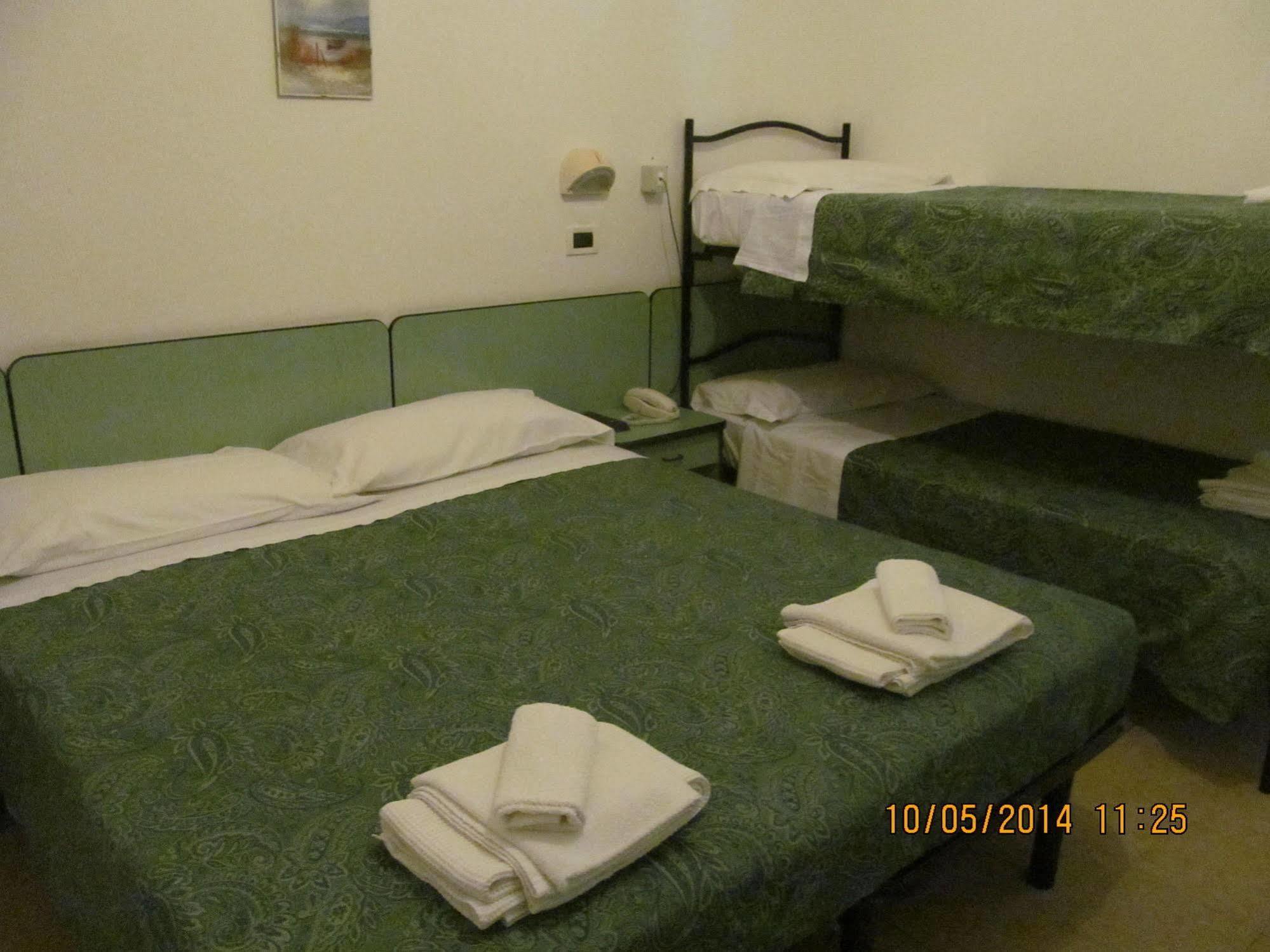 Edward Hotel